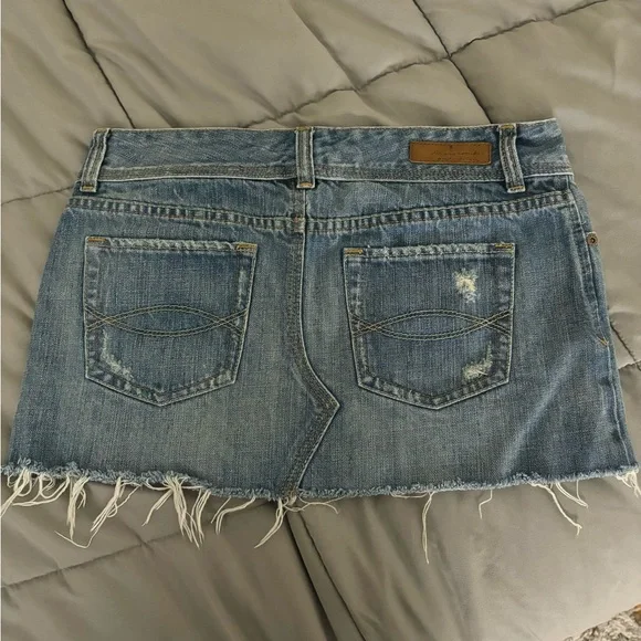 vintage abercrombie y2k micro mini denim skirt size 2 ! - Picture 2 of 6